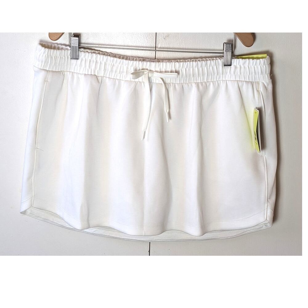 All In Motion White Mini Skort XXL